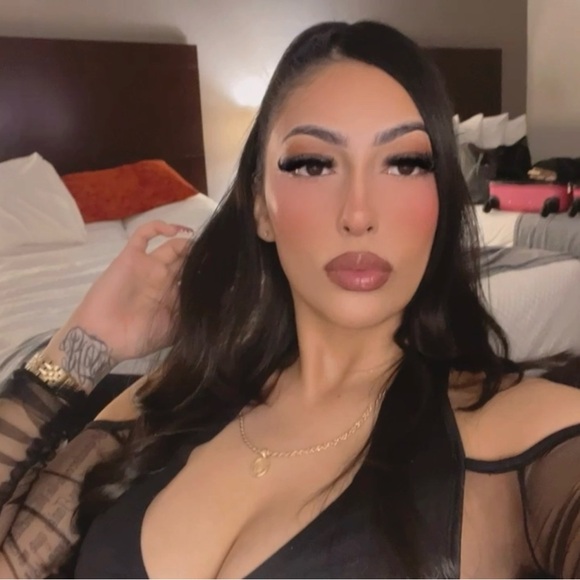 Meet your Posher, Stacey - Picture 1 of 1